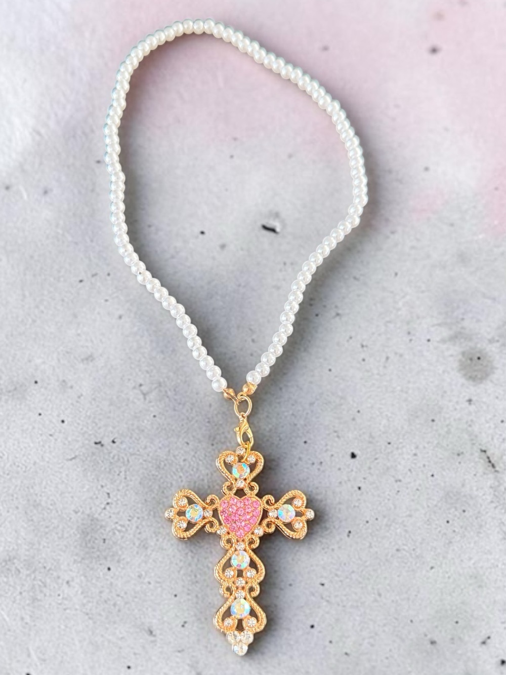 🫶🏻 Gold Tone Cross Pendant Necklace with Pink Heart on White Beaded Chain